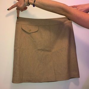 Banana Republic soft creme skirt